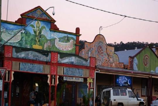【澳洲】澳洲私密景點：魔幻的大麻村，到底有沒有賣大麻？